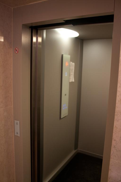 Suncity Loft Carreteria Malaga Ruang foto